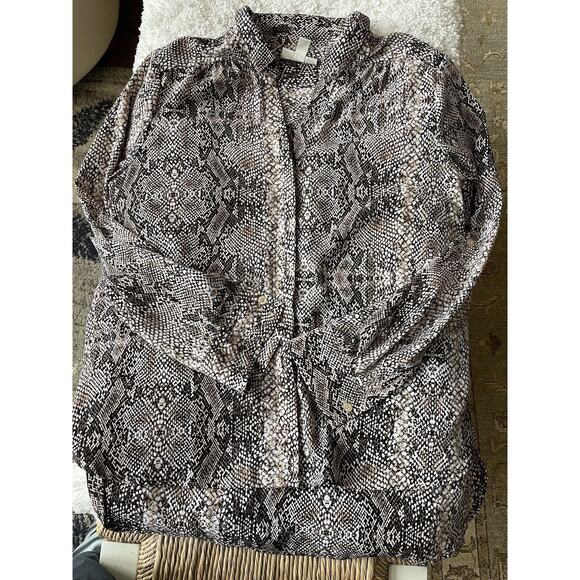 Dana Buchman Women’s Sz. L Brown Snakeskin Blouse. Pretty, Great Condition - Picture 1 of 8